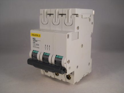 Square D MCB 63 Amp Triple Pole 3 Phase Breaker Type C 63A Loadcentre KQ10C363 - Image 3