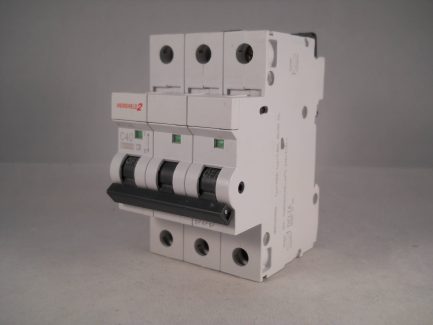 MEM MCB 40 Amp Triple Pole 3 Phase Breaker Type C 40A C40 Memshield 2 MCH340 - Image 3