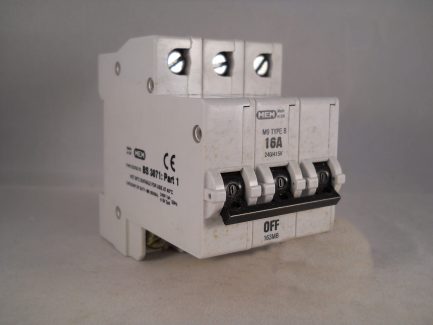 MEM MCB 16 Amp Type B Triple Pole 3 Phase M9 16A Memshield T163B 163MB2 163MB