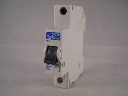 Proteus MCB 32 Amp Single Pole Circuit Breaker Type B 32A Geyer 632B - Image 3