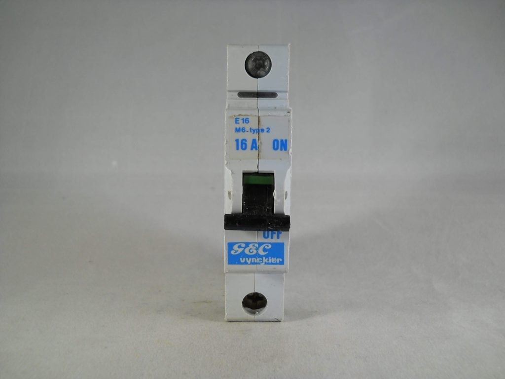 GEC VYNCKIER SERIES E 6A 10A 16A 20A 32A 40A TYPE 2 M6 SINGLE POLE MCB