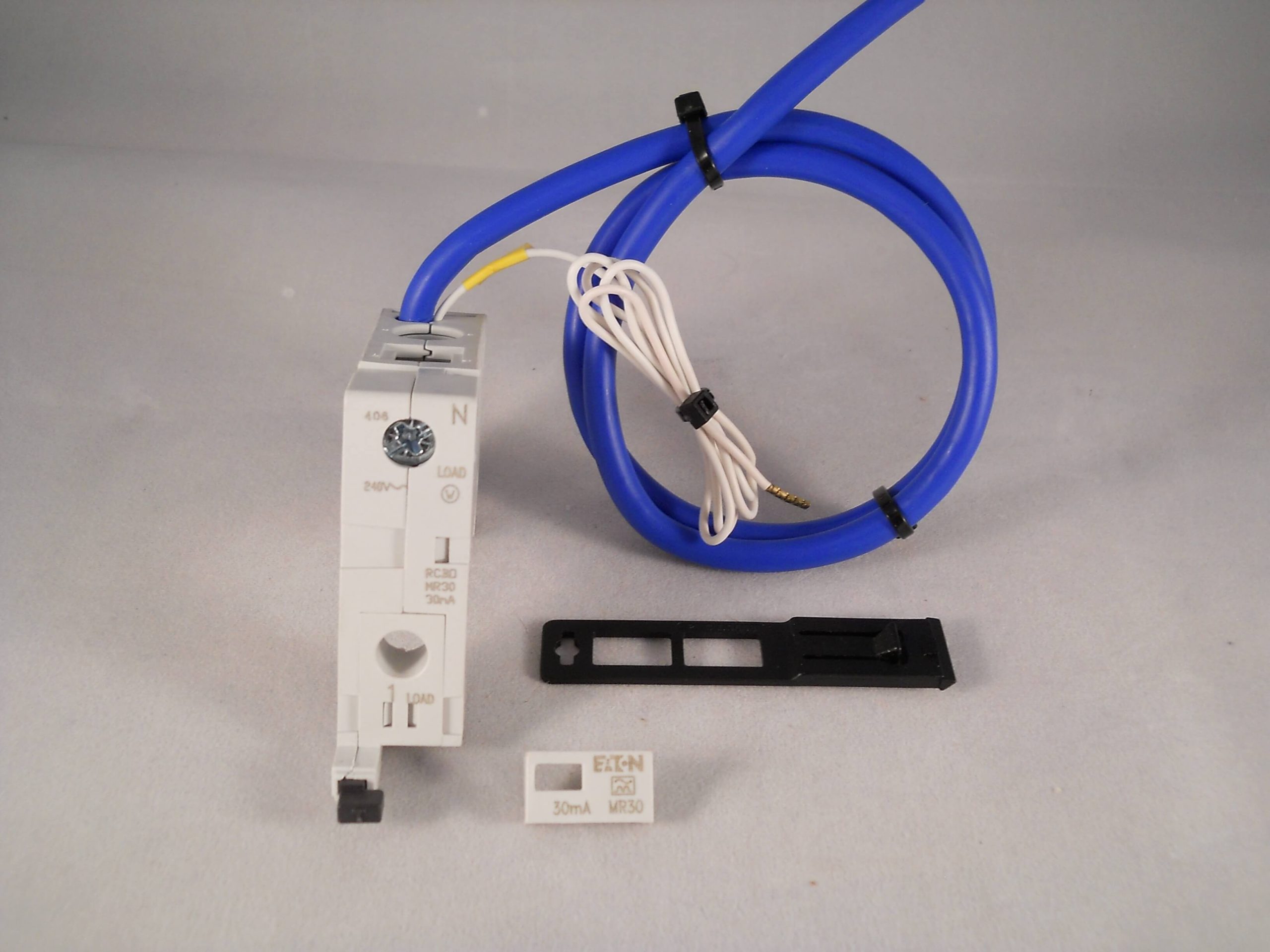 thumbnail image 2 of Eaton MEMSHEILD 2 S30 RCD RCBO POD – 63A 30mA GFI Circuit Breaker – DIN Rail Mount (Used) 2 of 6
