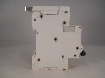 Square D MCB 32 Amp Triple Pole 3 Phase Breaker Type D 32A Loadcentre KQ10D332 - Image 4