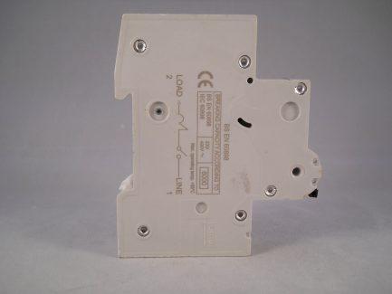 Volex MCB 50 Amp Type B 50A Single Pole Circuit Breaker VB50-B - Image 4