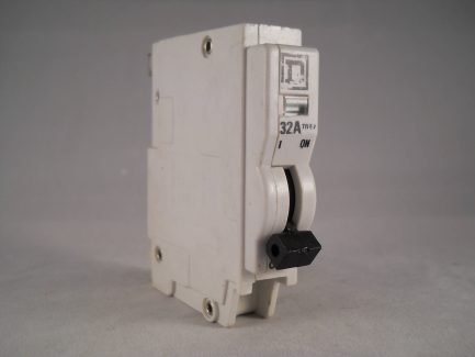Square D QO-E MCB 32 Amp Single Pole Breaker Qwikline 32A Type 2 M6 QO132E26