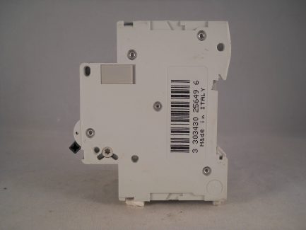 Schneider MCB 40 Amp Single Pole Type C 40A Multi9 C60HC140 Merlin Gerin 25649 - Image 4