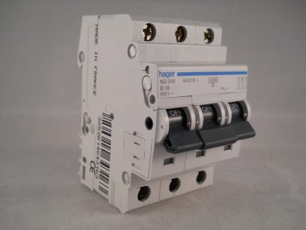 Hager MCB 16 Amp Triple Pole 3 Phase Circuit Breaker Type D 16A 464316 ND316