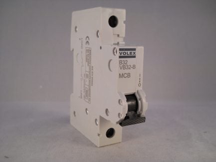 Volex MCB 32 Amp Type B 32A Single Pole Circuit Breaker VB32-B