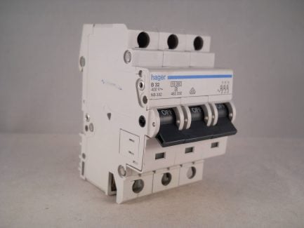 Hager MCB 32 Amp Triple Pole 3 Phase Circuit Breaker Type B 32A 462332 NB332