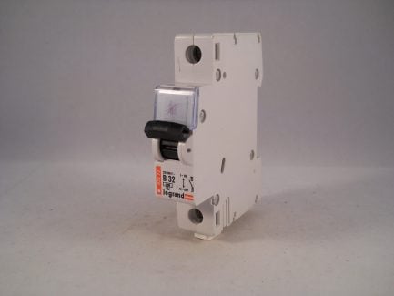 Legrand MCB 32 Amp Type B 32A Single Pole Circuit Breaker B32 Lexic Tenby 03273 - Image 3