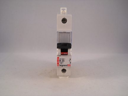 Legrand MCB 25 Amp Type B 25A Single Pole Circuit Breaker B25 Lexic Tenby 06162 - Image 3
