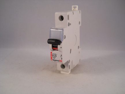 Legrand MCB 25 Amp Type B 25A Single Pole Circuit Breaker B25 Lexic Tenby 06162 - Image 4