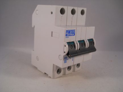 Proteus MCB 32 Amp Triple Pole 3 Phase Breaker Type C 32A Geyer 31032/3