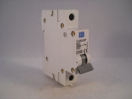 CED MCB 32 Amp Type B 32A Single Pole Circuit Breaker B32 Axiom CUB32SP