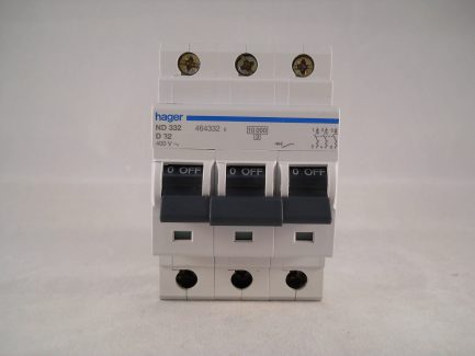 Hager MCB 32 Amp Triple Pole 3 Phase Circuit Breaker Type D 32A 463432 ND332 - Image 2