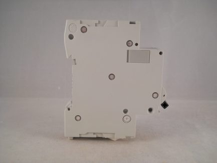 Schneider MCB 6 Amp Single Pole Type C 6A Multi9 C60HC106 Merlin Gerin 25643 - Image 4