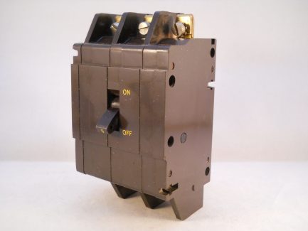 Crabtree C50 MCB 5 Amp Type 2 5A Triple Pole 3 Phase Breaker C-50 53/05 - Image 3
