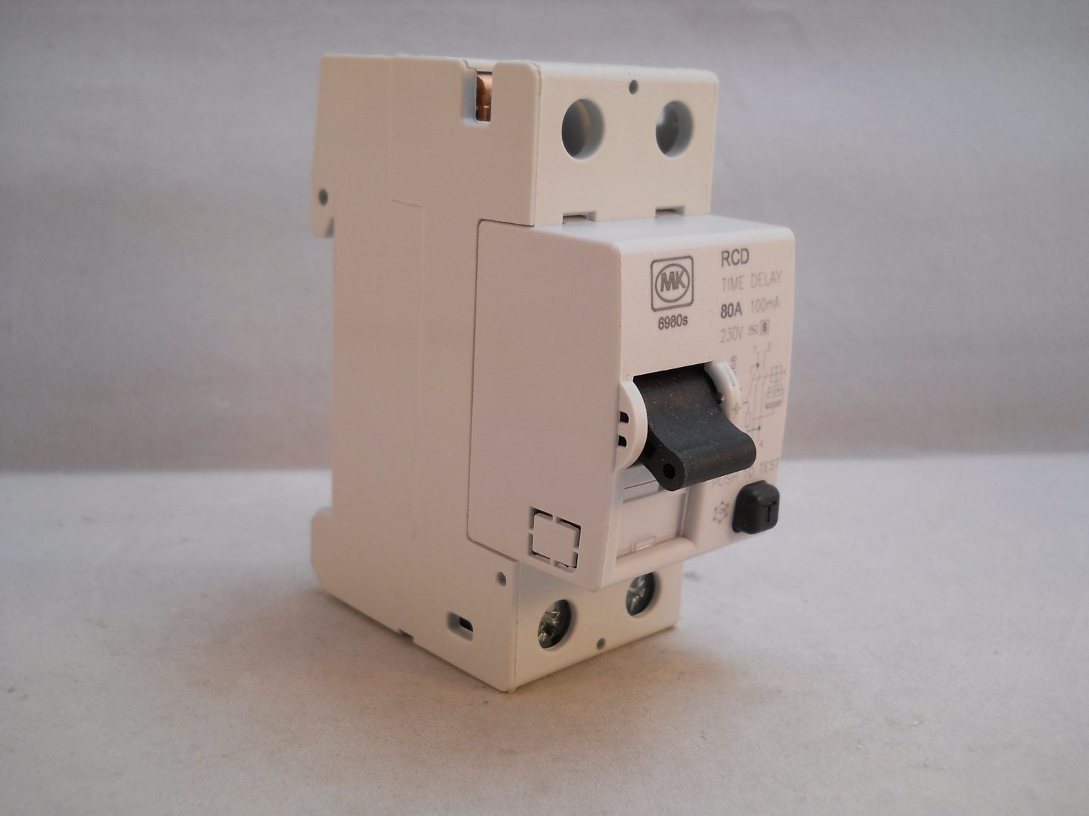 32 Amp Rcd MK RCD 32 Amp 30mA Double Pole 32A Sentry 7832S - Willrose Electrical ...
