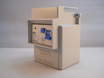 MEM 100 Amp 100mA Four Pole 100A Memshield 2 RCD Incomer Kit AM1004MPROD BMR100 - Image 4