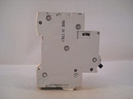 Merlin Gerin MCB 25 Amp Single Pole Breaker Type C 25A Multi9 C60HC125 25647 - Image 4