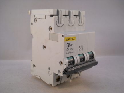 Square D MCB 20 Amp Triple Pole 3 Phase Breaker Type D 20A Loadcentre KQ10D320