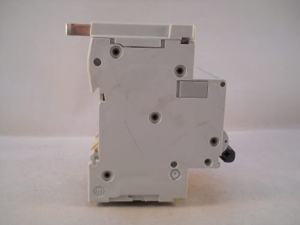 Square D MCB 20 Amp Triple Pole 3 Phase Breaker Type D 20A Loadcentre KQ10D320 - Image 4