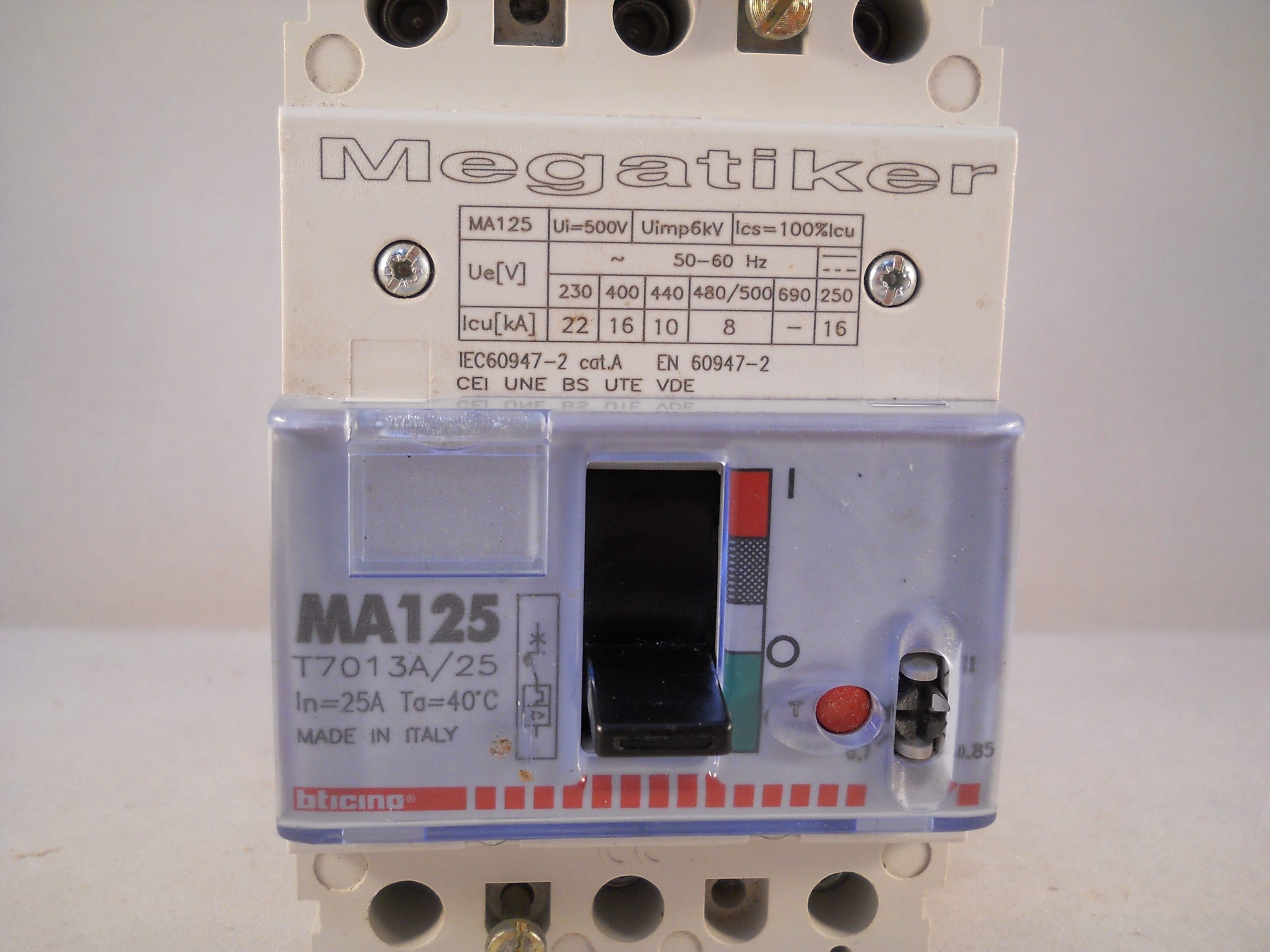 Circuit Breakers New Legrand DPX125 250 39 63Amp Triple Pole MCCB Hager ...