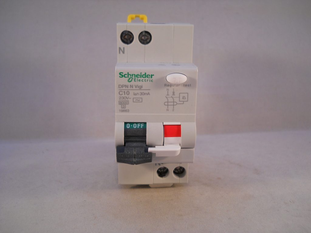 Schneider RCBO Type C DPN N VIGI Multi 9 10A Merlin Gerin 10 Amp C10 ...
