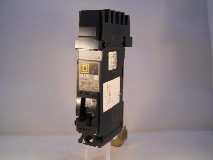 Square D MCCB 16 Amp Single Pole 16A i-Line Circuit Breaker SFA1016A - Image 3