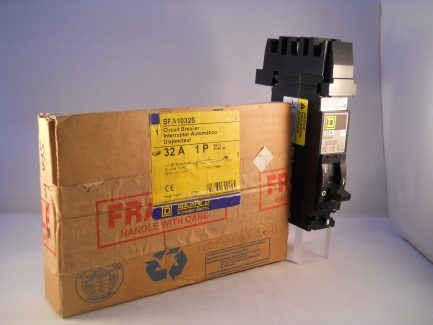 Square D MCCB 32 Amp Single Pole 32A i-Line Circuit Breaker SFA1032B NEW