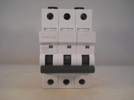 MEM MCB 25 Amp Triple Pole 3 Phase Breaker Type D 25A D25 Memshield 2 MDH325 - Image 2