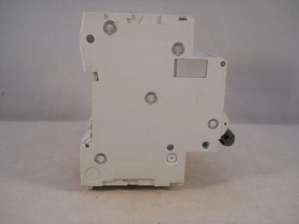 Schneider MCB 16 Amp Triple Pole 3 Phase Type B 16A C60HB316 Merlin Gerin 25870 - Image 4