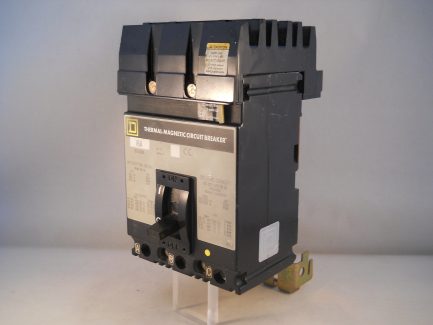 Square D MCCB 16 Amp Triple Pole 3 Phase 16A Series 2 i-Line Breaker SFA3016 - Image 3