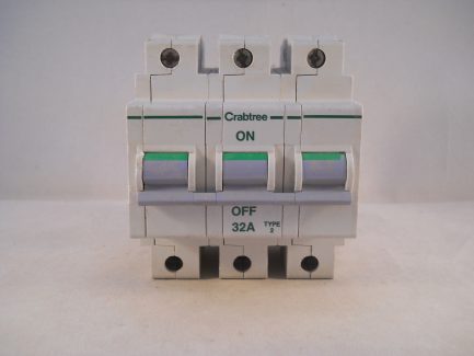 Crabtree Polestar MCB 32 Amp Type 2 32A Triple Pole 3 Phase Breaker 632/32 - Image 2