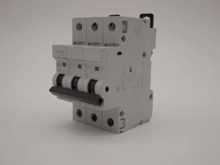 Bill MCB 63 Amp Triple Pole 3 Phase Type B 63A B63 Talisman Memshield 2 THB633 - Image 3