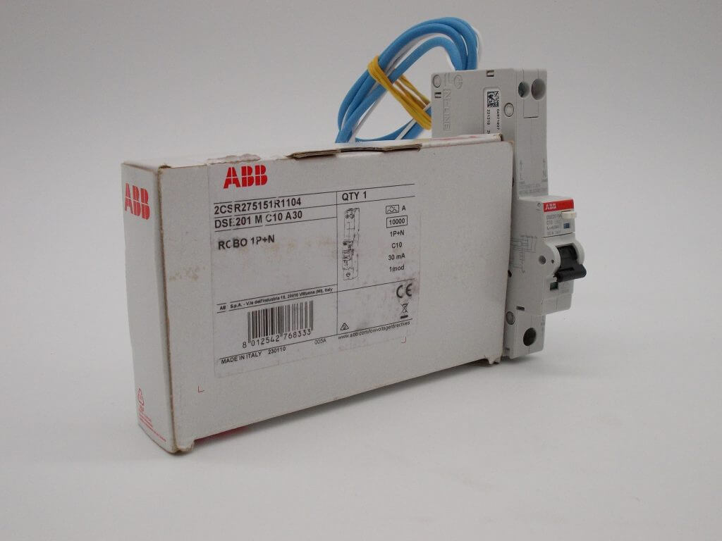 ABB RCBO 10 Amp 30mA C10 Type C 10A System Pro M DSE201M ...