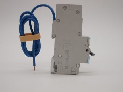 Hager RCBO 10 Amp 30mA Type B 10A 103683 B10 ADB Range ADB410U NEW - Image 5