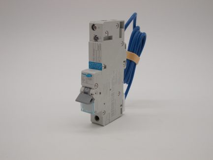 Hager RCBO 20 Amp 30mA Type B 20A 103686 B20 ADB Range ADB420U NEW - Image 4