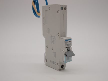 Hager AFDD RCBO 20 Amp 30mA Type B 20A B20 Arc Fault Detection ARR920U NEW - Image 2