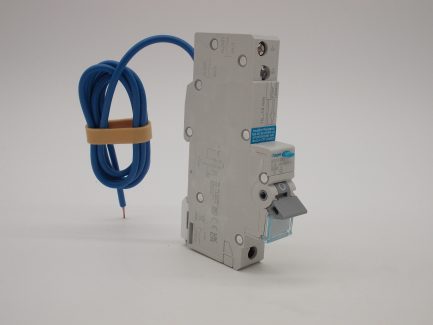 Hager RCBO 10 Amp 30mA Type C 10A 103696 C10 ADA Range ADC410U NEW - Image 2